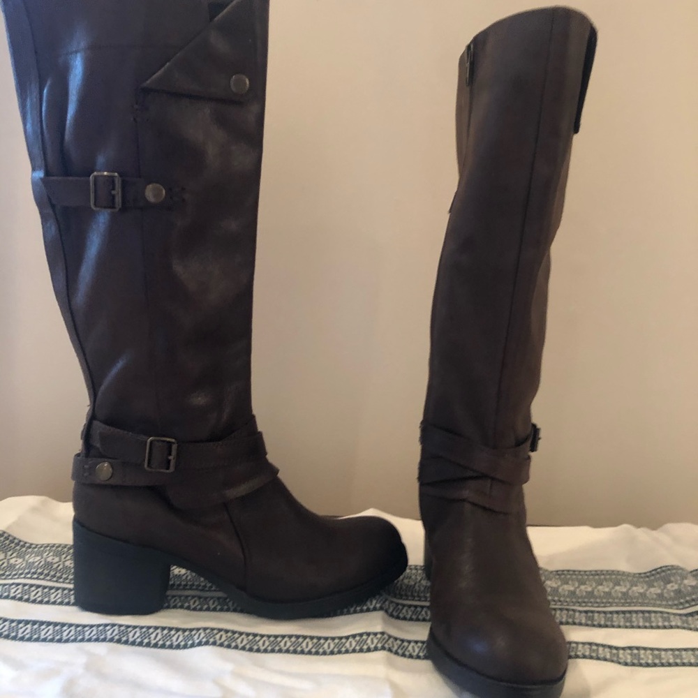 MIA Brown Boots - 8.5M